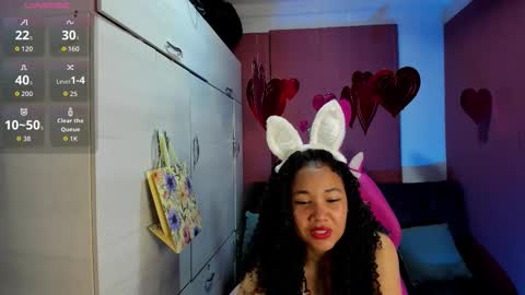 Snapshot of sexy_chanell_5029 chatting on February 25, 1:48 am sexy chanell online show from February 25, 1:48 am