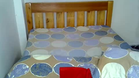 Snapshot of sexy_charliee chatting on February 9, 9:41 pm sexy_charliee online show from February 9, 9:41 pm