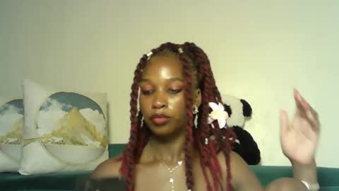 Snapshot of sexy_chocoy05 chatting on November 18, 2:43 pm sexy_chocoy05 online show from November 18, 2:43 pm