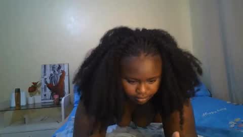 Snapshot of sexy_corn chatting on May 23, 7:13 am Connie online show from May 23, 7:13 am