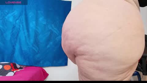 karla           instagram  online show from December 15, 4:11 pm