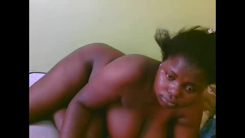 Snapshot of sexy_divana chatting on February 23, 8:39 am sexy_divana online show from February 23, 8:39 am