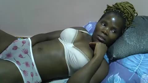 sexy dolly online show from February 27, 9:09 am