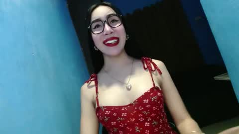 sexy_emily92 online show from February 14, 9:39 am
