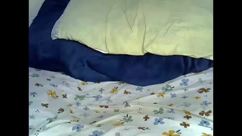 Snapshot of sexy_esther92 chatting on February 18, 4:37 am sexy_esther92 online show from February 18, 4:37 am