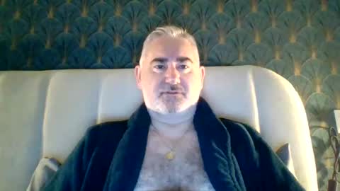 Snapshot of sexy_italiandaddy chatting on May 25, 4:29 am Antonio online show from May 25, 4:29 am
