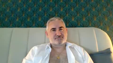 Snapshot of sexy_italiandaddy chatting on June 7, 6:17 am Antonio online show from June 7, 6:17 am