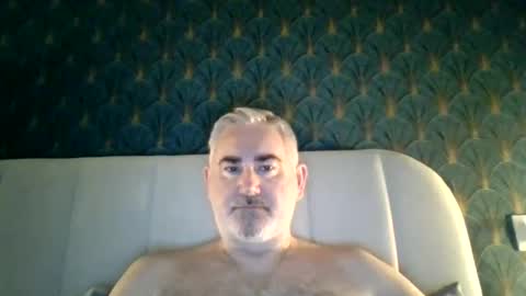 Snapshot of sexy_italiandaddy chatting on June 10, 6:45 am Antonio online show from June 10, 6:45 am