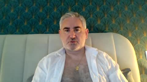 Snapshot of sexy_italiandaddy chatting on June 30, 6:14 am Antonio online show from June 30, 6:14 am