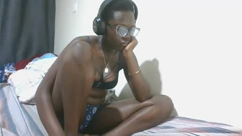 sexy_ivana21 online show from April 13, 6:30 am