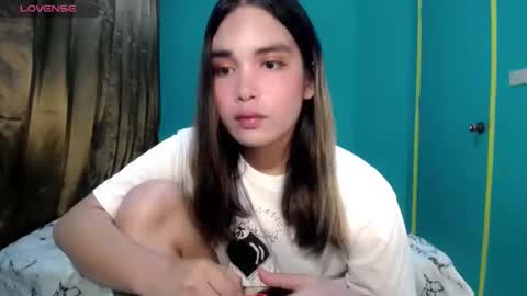 sexy_jasmin08 online show from June 5, 9:09 pm