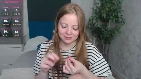 Jennifer online show from March 15, 7:58 am