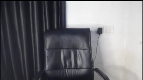 Snapshot of sexy_juicypussy0 chatting on September 26, 10:47 pm Jasmine online show from September 26, 10:47 pm