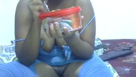 Snapshot of sexy_kitty254 chatting on February 16, 2:18 am Sexy kitty254 online show from February 16, 2:18 am