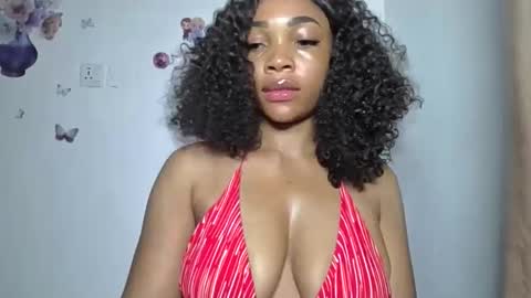 Snapshot of sexy_kitty881 chatting on September 9, 9:20 am Sexy kitty881 online show from September 9, 9:20 am