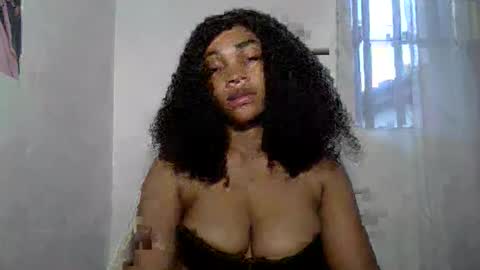 Snapshot of sexy_kitty881 chatting on September 19, 5:24 pm Sexy kitty881 online show from September 19, 5:24 pm