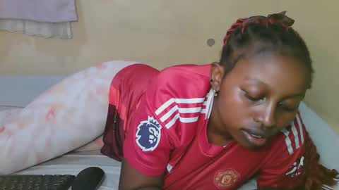 Snapshot of sexy_latasha chatting on November 17, 6:03 pm sexy_latasha online show from November 17, 6:03 pm