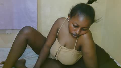 sexy_latasha online show from December 2, 8:41 am