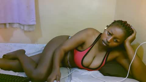 sexy_latasha online show from April 15, 7:58 pm