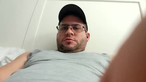 Snapshot of sexy_latino007 chatting on December 22, 2:06 pm sexy_latino007 online show from December 22, 2:06 pm