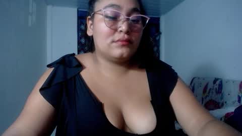 SIRENA LOVE online show from February 8, 1:42 am