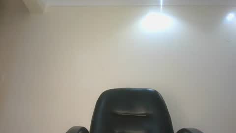 Snapshot of sexy_lyna chatting on May 6, 12:32 pm sexy_lyna online show from May 6, 12:32 pm