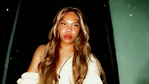 Nicole online show from May 5, 4:37 pm