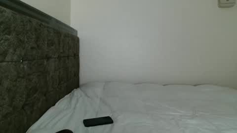 Snapshot of sexy_malyn chatting on November 17, 7:41 pm Shasha Money online show from November 17, 7:41 pm