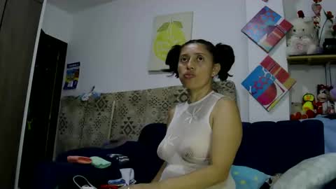 Mary online show from March 14, 2:39 am