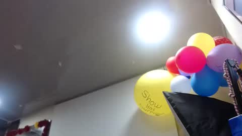 MARIPOSA online show from October 24, 12:01 pm