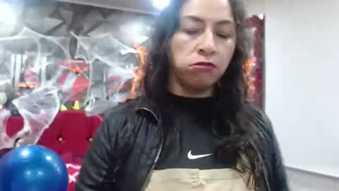 MARIPOSA online show from October 26, 12:11 pm