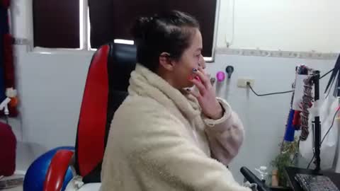 MARIPOSA online show from November 26, 12:06 pm