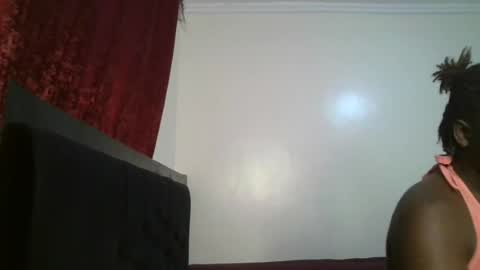 Snapshot of sexy_maya2 chatting on July 1, 10:53 pm sexy_maya2 online show from July 1, 10:53 pm