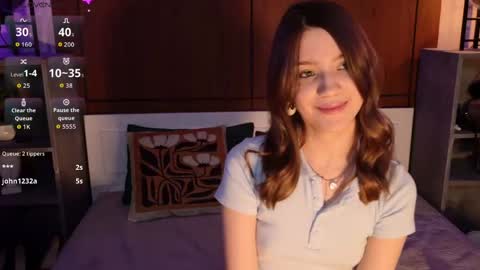 Snapshot of sexy_me_bb chatting on May 2, 4:34 pm Alison online show from May 2, 4:34 pm