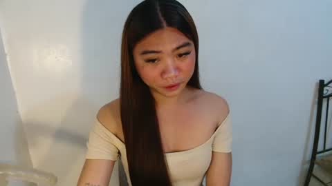 mika online show from February 10, 7:18 pm