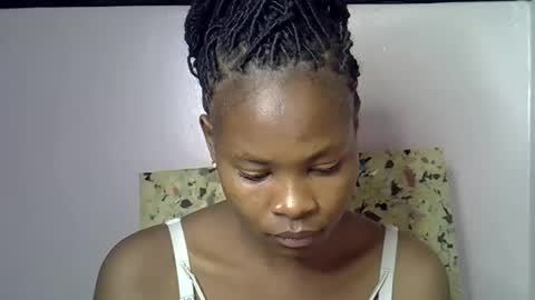 Molyne online show from February 19, 6:04 pm