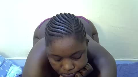 sexy_naila2 online show from April 8, 11:16 pm