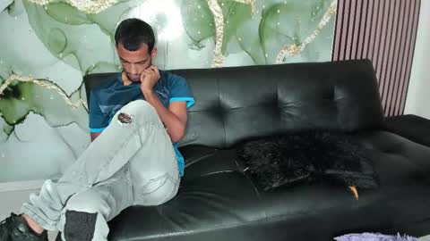 Snapshot of sexy_party_66 chatting on February 23, 8:39 pm sexy_party_66 online show from February 23, 8:39 pm