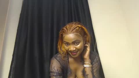Snapshot of sexy_queen_eva chatting on March 4, 11:32 pm eva am online everyday except friday online show from March 4, 11:32 pm