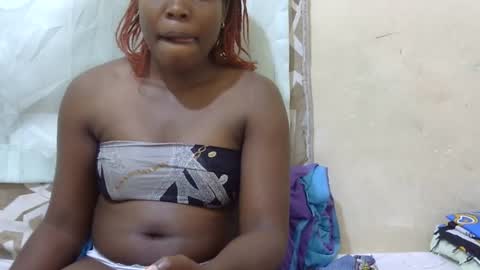 Snapshot of sexy_sandrah chatting on February 23, 1:21 pm sexy_sandrah online show from February 23, 1:21 pm