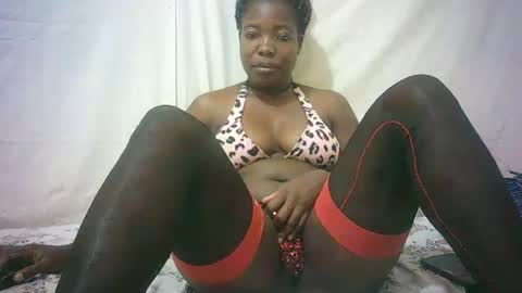 Snapshot of sexy_sandrah chatting on March 8, 5:49 am sexy_sandrah online show from March 8, 5:49 am