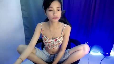 sexy_scarlet26 online show from April 6, 5:30 am