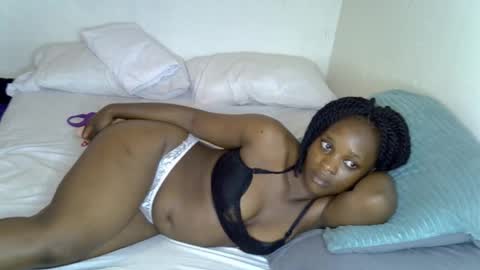 Snapshot of sexy_shay209 chatting on October 26, 7:09 pm shay online show from October 26, 7:09 pm