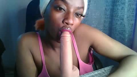 sexy sweetcandy online show from January 17, 6:29 am