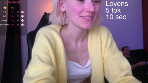 Sexy-Sweets online show from September 13, 10:20 pm