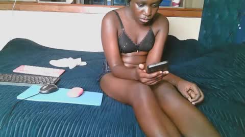 sexy_talisha online show from February 12, 12:16 am