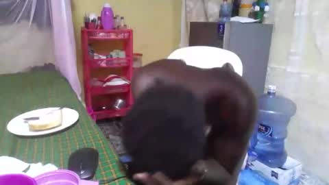 Snapshot of sexy_titz chatting on September 28, 10:15 pm sexy_titz online show from September 28, 10:15 pm