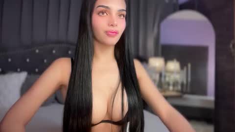 Snapshot of sexyadrianaqueents chatting on October 2, 4:08 am YOUR MISTRESS GODDESSS ADRIANA online show from October 2, 4:08 am