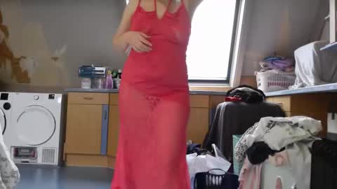 Snapshot of sexyamanda1993 chatting on February 24, 12:14 pm Amanda online show from February 24, 12:14 pm