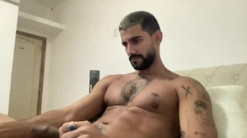 Snapshot of sexyasaf1018 chatting on July 8, 1:10 am Asaf online show from July 8, 1:10 am